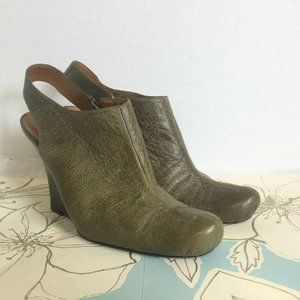 Jessica Bennett Green Leather Wedge Dylan - Size 9